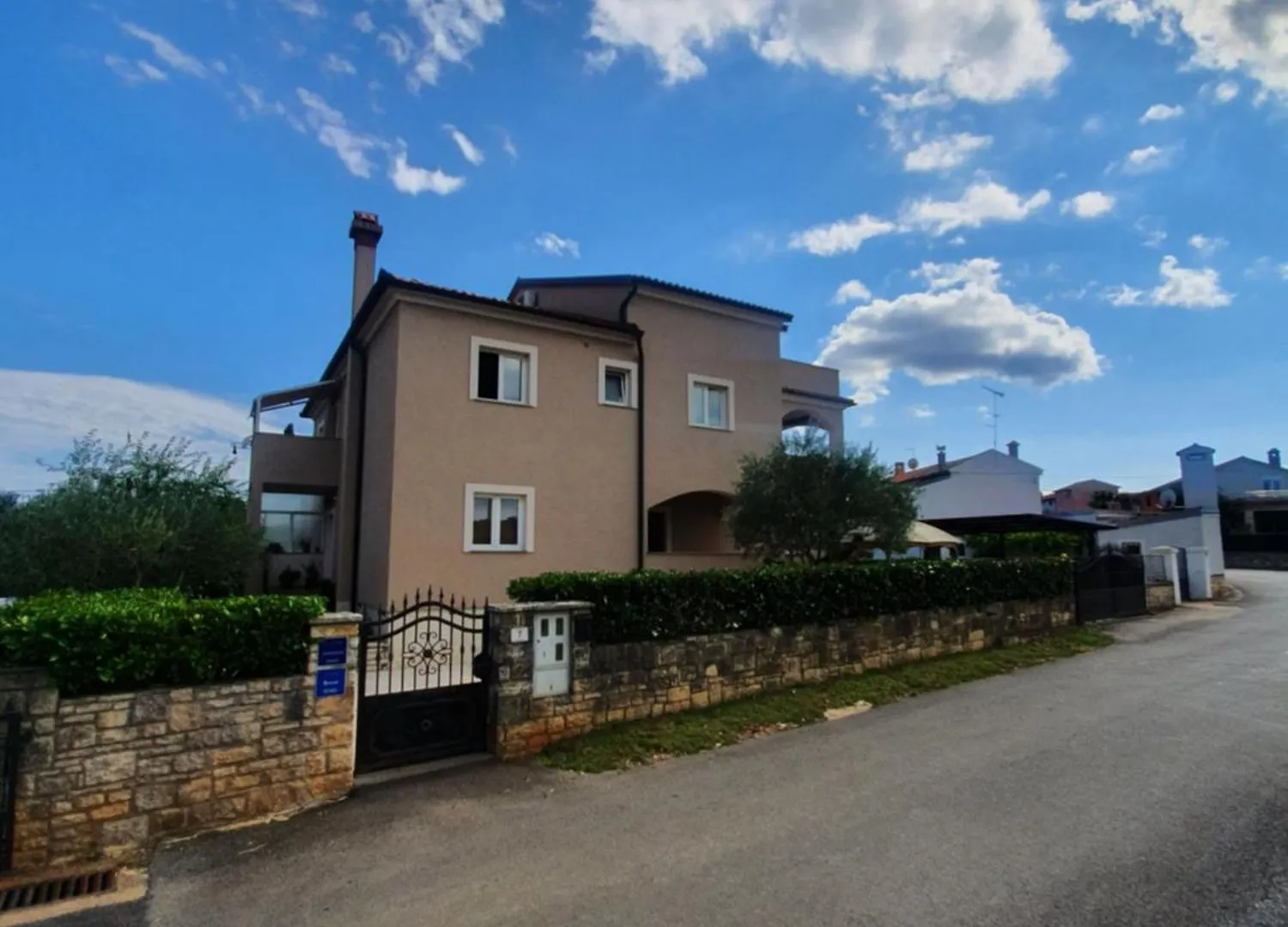 Apartment And Room Marlen Rovinjsko Selo
