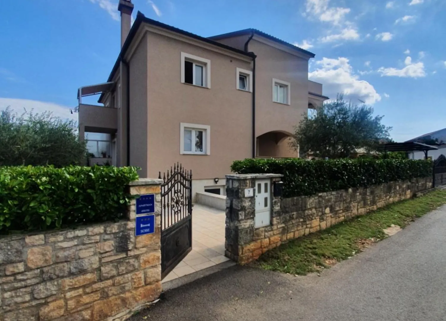 Πανσιόν Apartment And Room Marlen Rovinjsko Selo